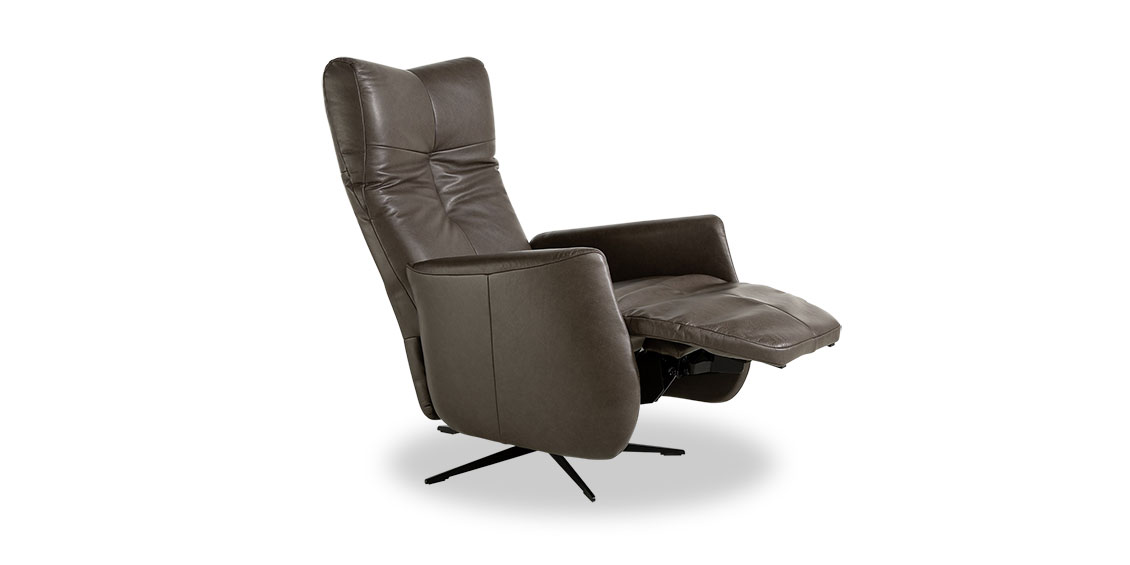 RELAXSESSEL - ausgeklappter Fernsehsessel in braunem Leder