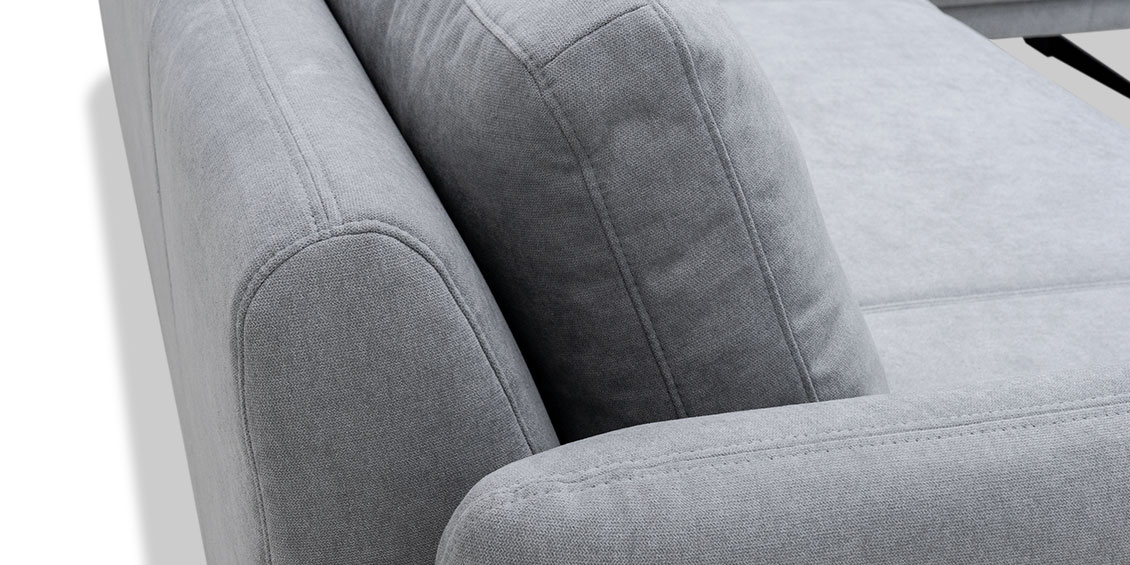 BEACH - Detailbild der Naht vom Rücken, losen Rückenkissen und Armlehne