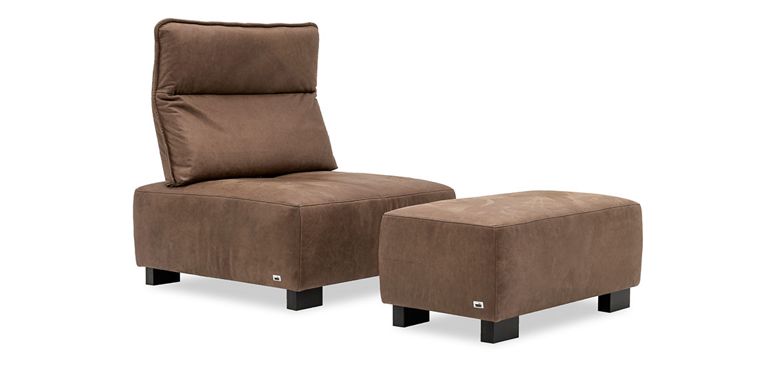 BELUGA - 1 Platz Sessel mit Hocker in braunem Leder