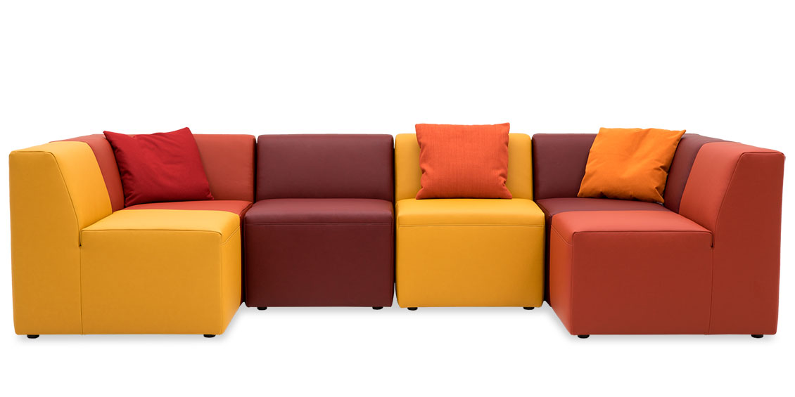 CF 300 - Modulares Sofa, bezogen in Kunstleder
