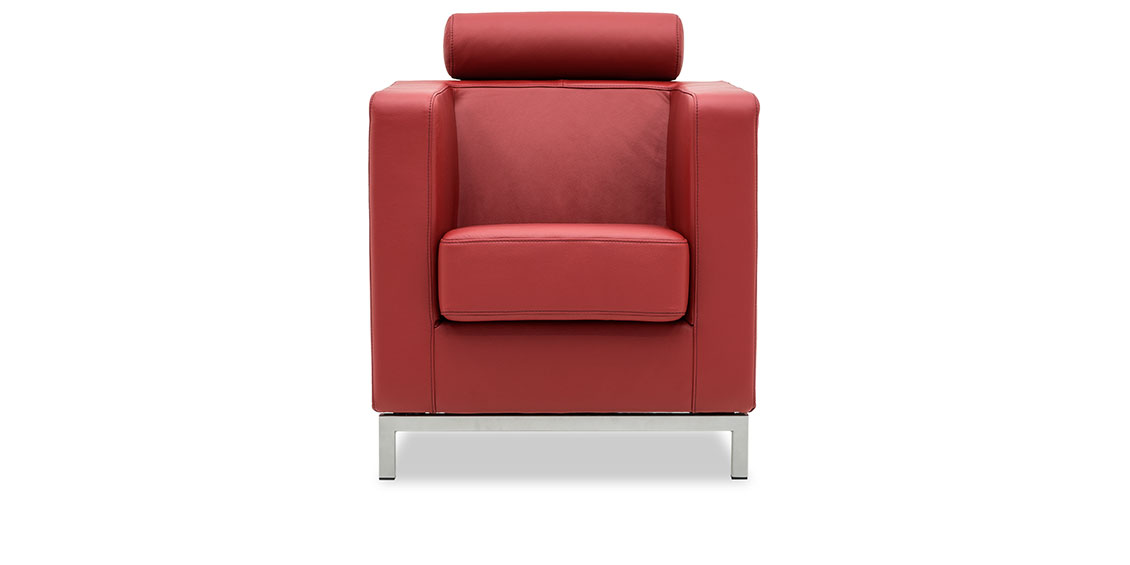 CARO - Sessel mit Kopfrolle in Dickleder Classic kaminrot