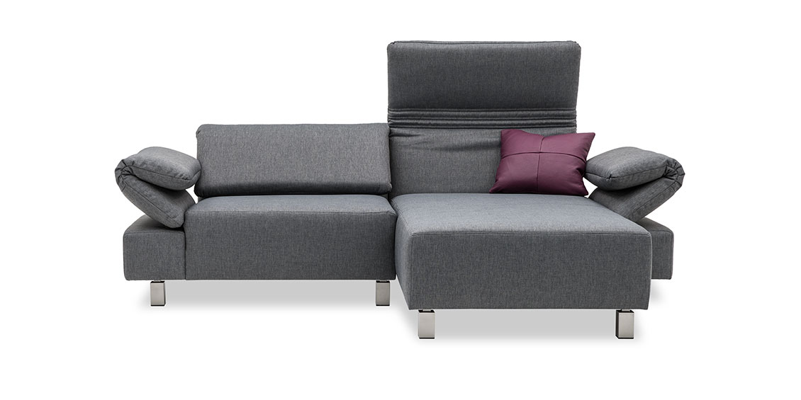 FUTURA mit Armlehne FUGO - 1 Platz Sofa mit Longchair im grauen Stoff von Höpke Active Line