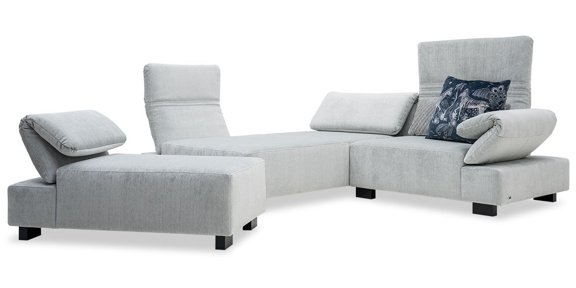 FUTURA mit Armlehne FUGO - Ecksofa mit Liege in Stoff C&C Maculo silver grau