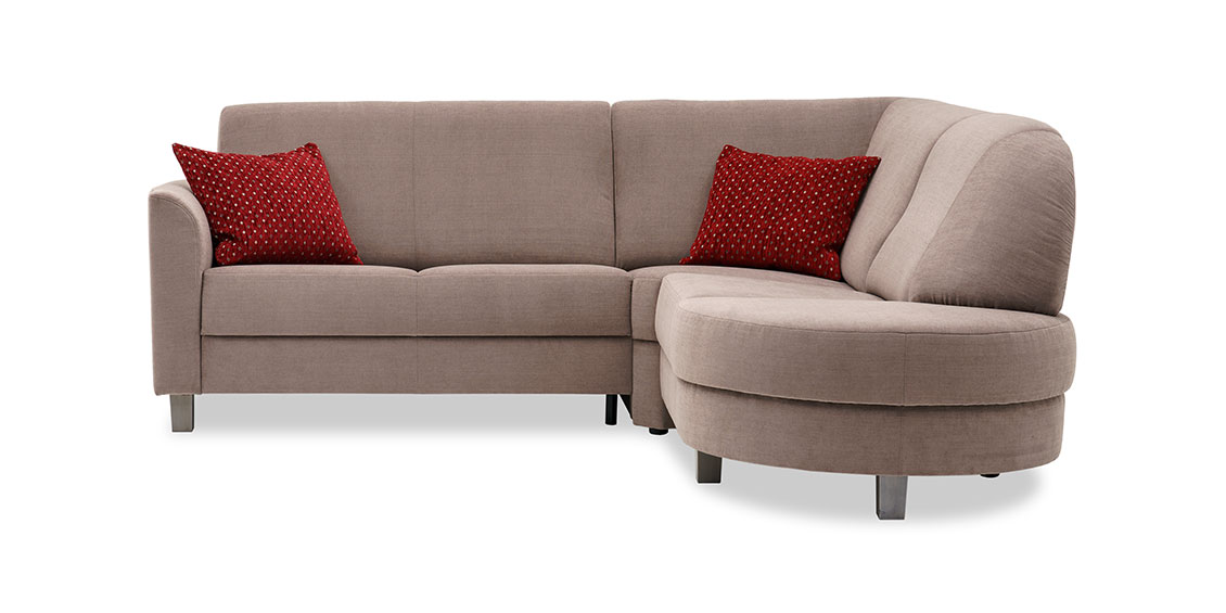 LIBERTY-COMO - Ecksofa im Stoff taupe mit roten Zierkissen