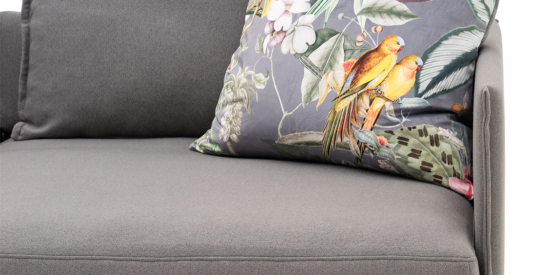 OCEAN - Detailbild Sitzfläche mit schmale Armlehne in Stoff Seattle grau