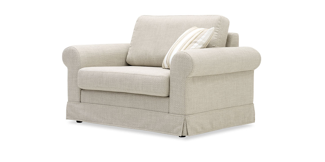 ORA - Sessel mit Schabracke in Stoff S & V Magic Style Beige