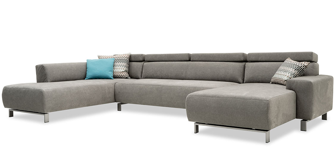 SIGNUM - Anbausofa mit 2,5 Platz Korpus und Longchair in Alcantara Colorado Armonia hellgrau