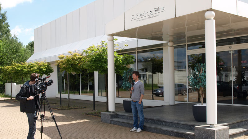 Intervew mir Citi TV vor unserem Showroom