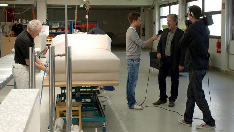 Intervew mir Citi TV in der Polsterei