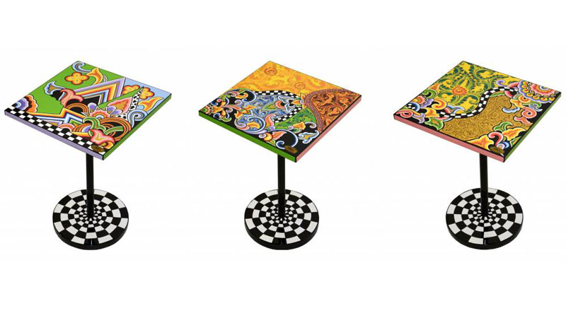 von Hand bemalte Beistelltische von Toms Drag
