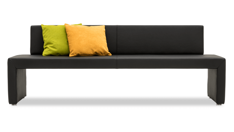 Polsterbank Modus in schwarzem Leder mit Dekikissen