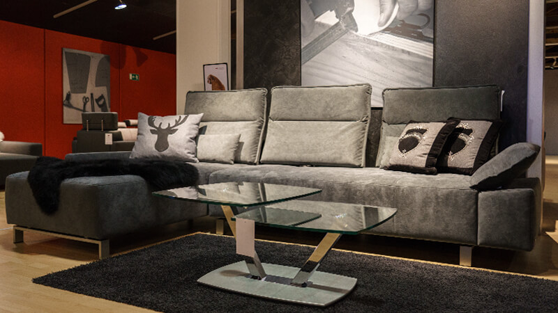 Sofa Belug in Alcantara grau