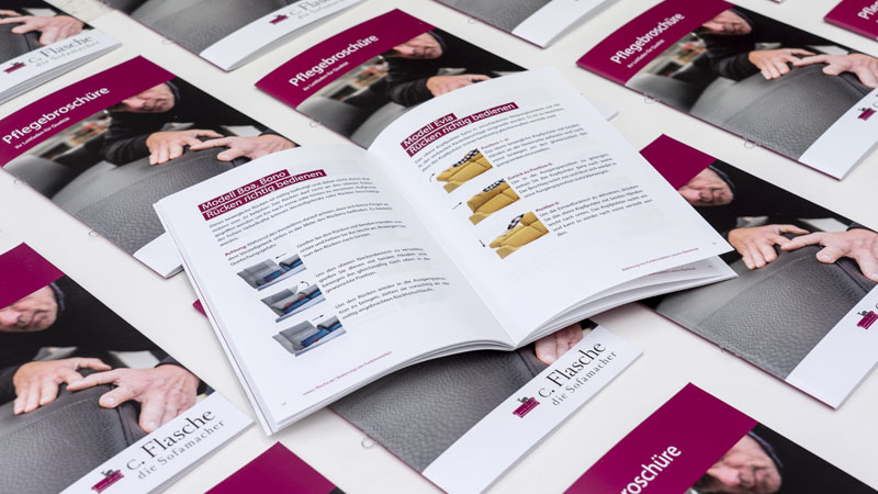 aktuelle Pflegebroschüre für Polstermöbel Handout 2026 mit wertvollen Tipps