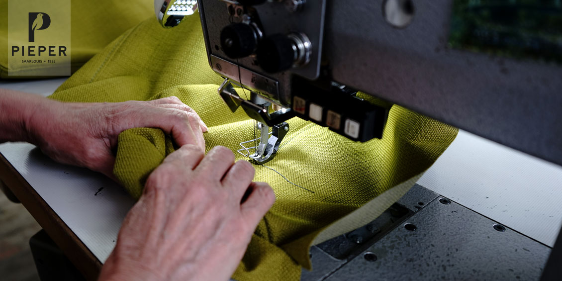 Neubezüg Barhocker für Firma Pieper Saarlouis