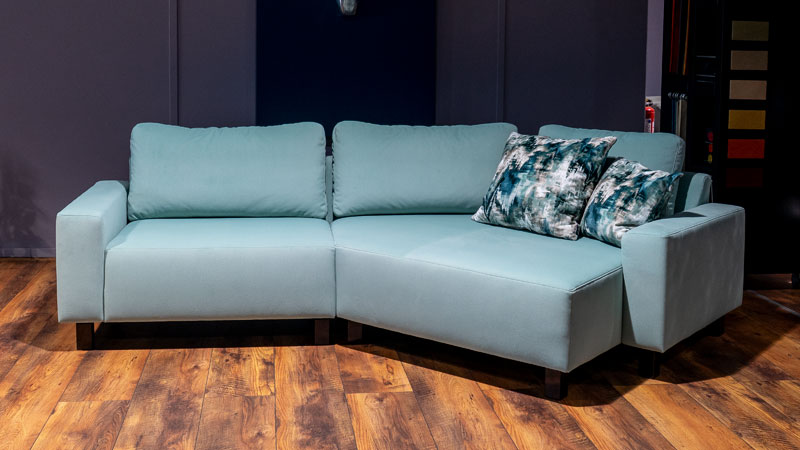 neues Modell Lonuge Sofa Carlo in unserem Showroom in Rehlingen