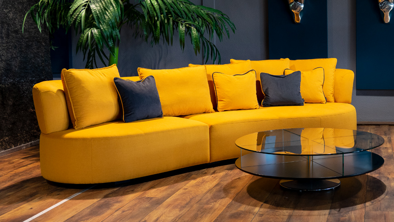 Neues Modell Palazzo in Stoff Höpke Malou Sonnengelb