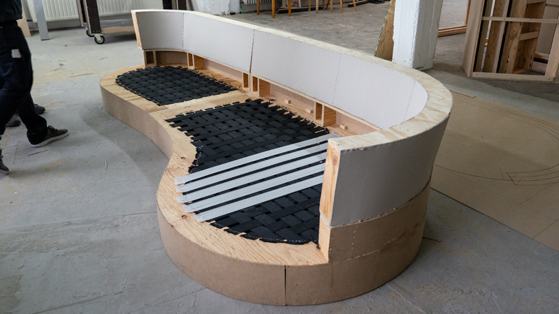 Gestell von Sofa Palazzo in unserer Schreinerei