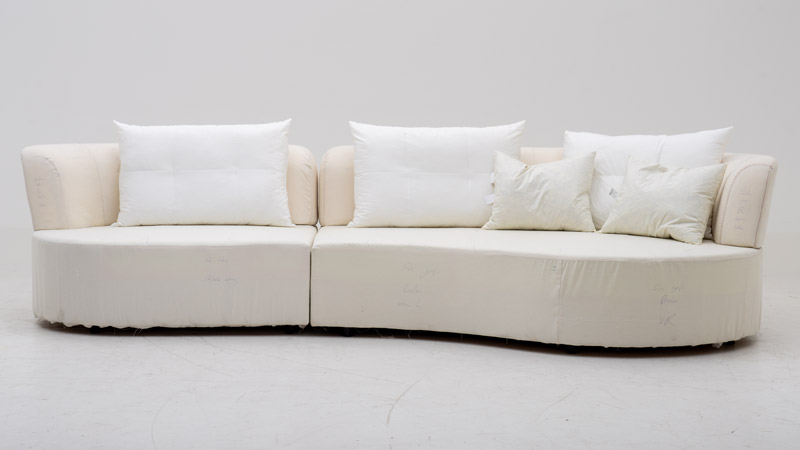 Big Sofa Palazzo als Prototyp mit markeirungen auf dem Testbezug