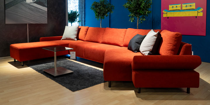 Sale Ausstellungsstück Indigo - Longchair + 2 Platz Sofa + Delta ca. 213 x 434 cm in Stoff Bronx Bordeaux Rot