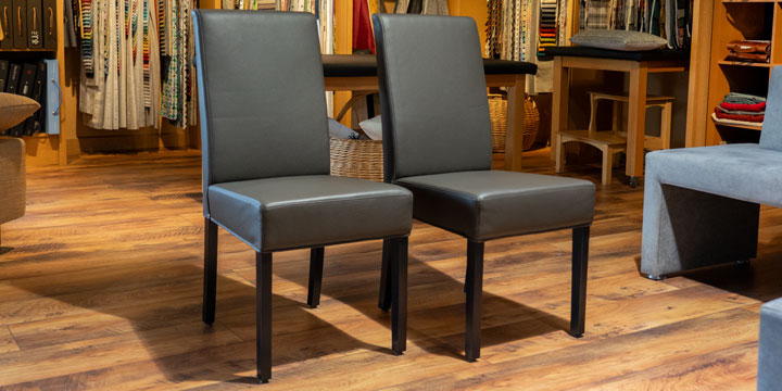 CF 950 - Stuhl ca. B 46 x H 97 x T 62 cm bezogen in Leder Rustik elefanto
